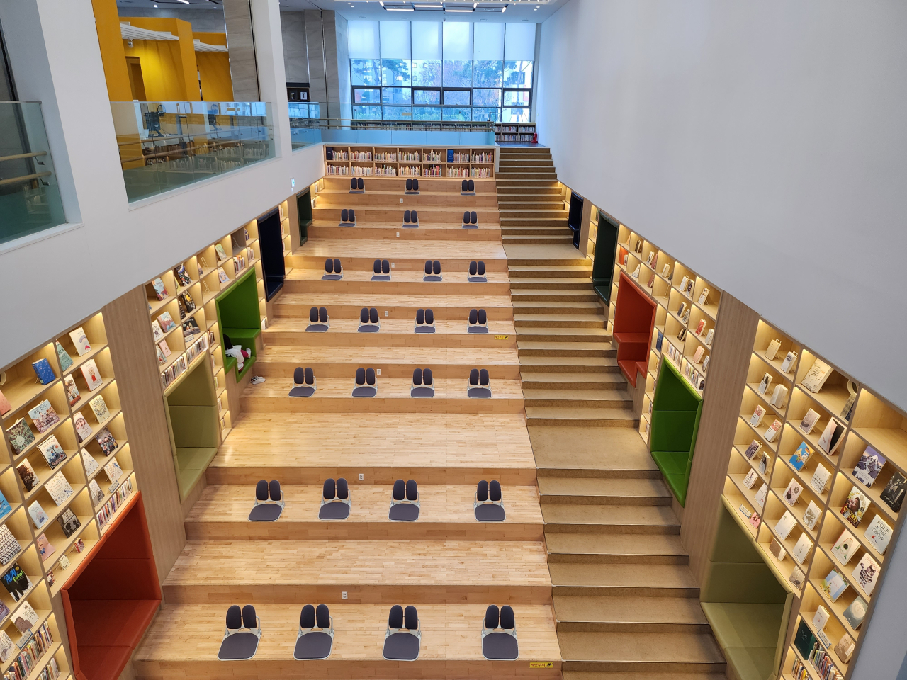 The Eoullim Hall at Songpa Book Museum (Hwang Dong-hee/The Korea Herald)