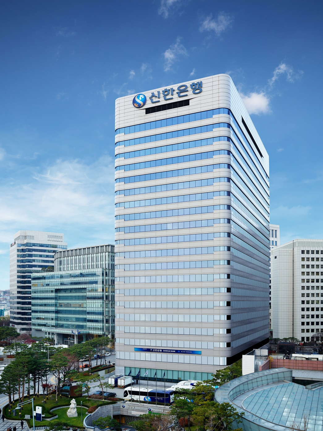 서울 중구에 위치한 신한은행 본점.[신한은행 제공]