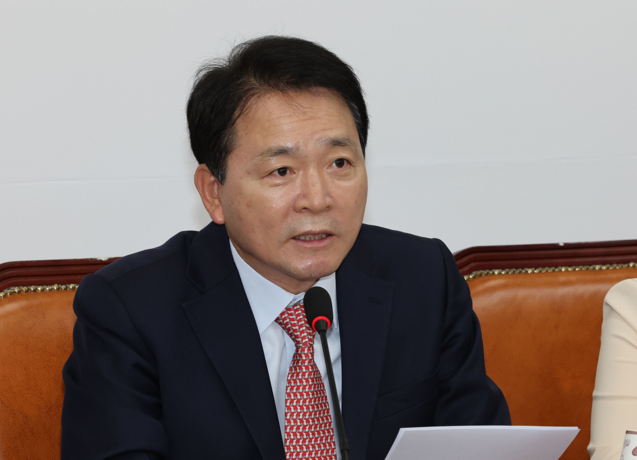 성일종 국민의힘 정책위의장이 17일 오전 서울 여의도 국회에서 열린 비상대책위원회의에서 발언하고 있다. [연합]