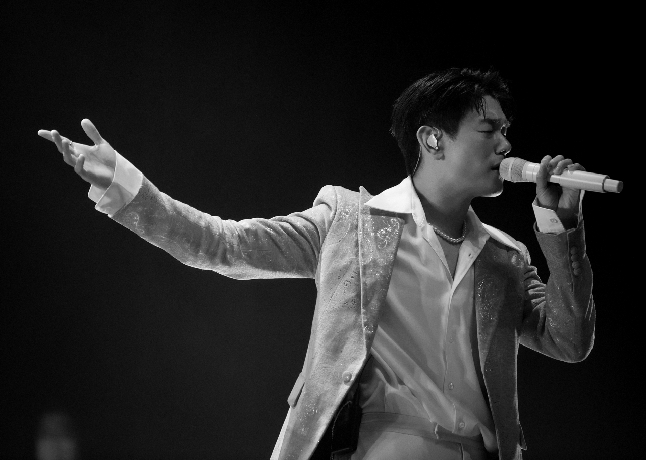 Eric Nam performs during his world tour concert on Sunday at Yes24 Live Hall in Gwangjin-gu, east of Seoul. (Live Nation Korea)