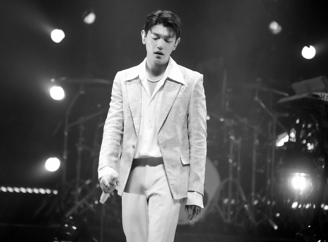 Eric Nam performs during his world tour concert on Sunday at Yes24 Live Hall in Gwangjin-gu, east of Seoul. (Live Nation Korea)
