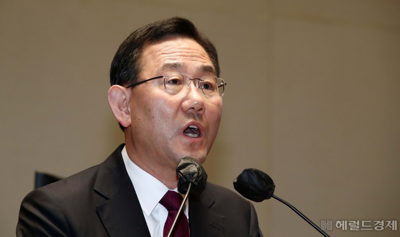 국민의힘 주호영 원내대표가 23일 오전 서울 여의도 국회에서 열린 의원총회에서 발언을 하고 있다. 이상섭 기자