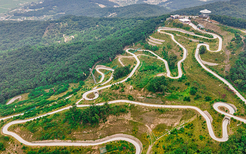 The 1.8-kilometer track at Ganghwa Luge (Ganghwa Luge)