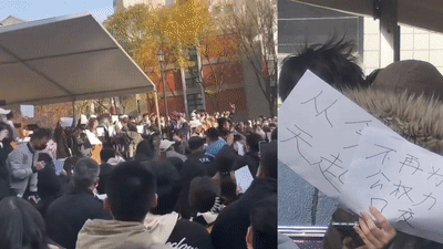 시진핑(習近平) 중국 국가주석의 모교인 베이징(北京) 칭화(淸華)대에서 학생들이 일명 ‘제로(0) 코로나’로 불리는 초고강도 신종 코로나바이러스 감염증(코로나19) 방역 조치를 반대하며 백지 시위를 벌이고 있다. [유튜브 'Zecheng Show' 채널 캡처]