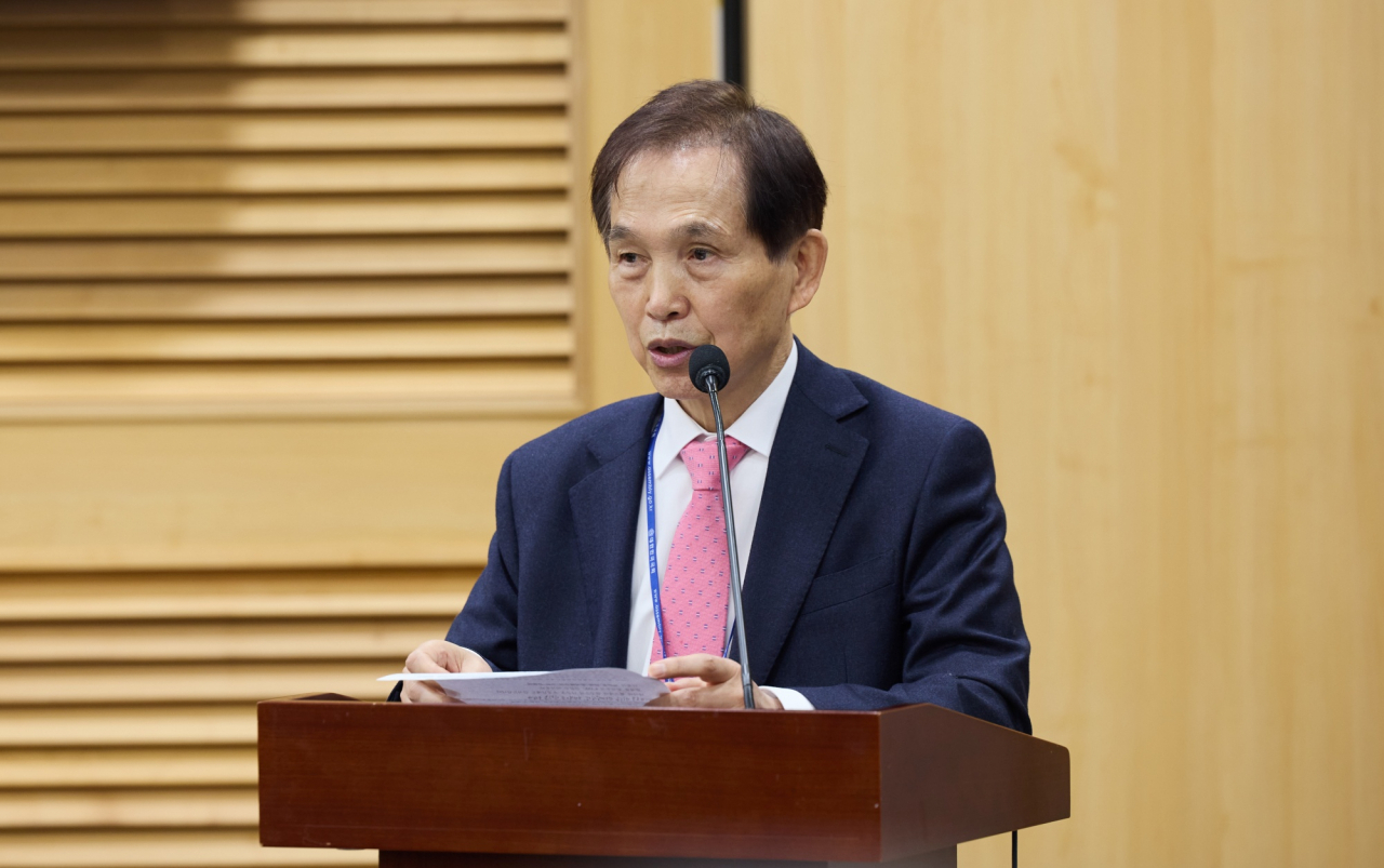 이광형 카이스트 총장이 30일 국회의원회관에서 열린 ‘융합형 의사과학자 양성을 위한 국가 전략 국회 대토론회’에 참석했다. [사진 카이스트]