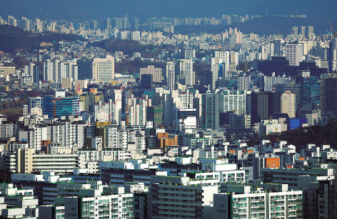 남산에서 바라본 서울시내 아파트 단지. [연합]