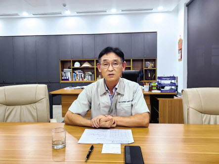 현대차가 베트남 탄콩그룹과 합작 설립한 생산법인 현대탄콩(HTMV)의 장현구 법인장이 헤럴드경제와 인터뷰하고 있다. 김지윤 기자
