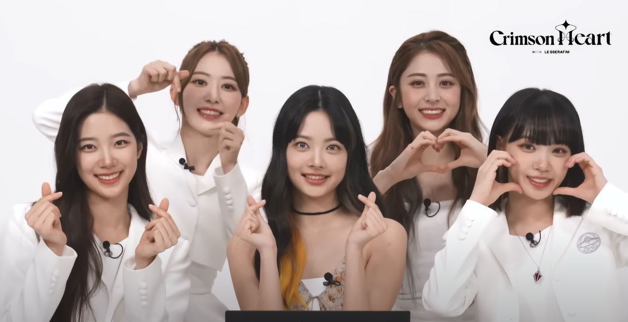 하이브 걸그룹 ‘르세라핌’을 소재로 한 웹툰 ‘크림슨 하트’ 소개 영상. [하이브]