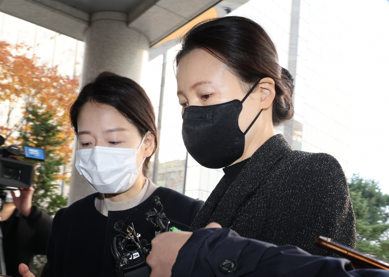 류미진 총경이 지난달 25일 이태원 참사 관련 조사를 받기 위해 경찰청 특수본에 들어가고 있다. [연합]