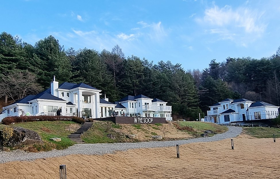 인더숲 촬영지외관