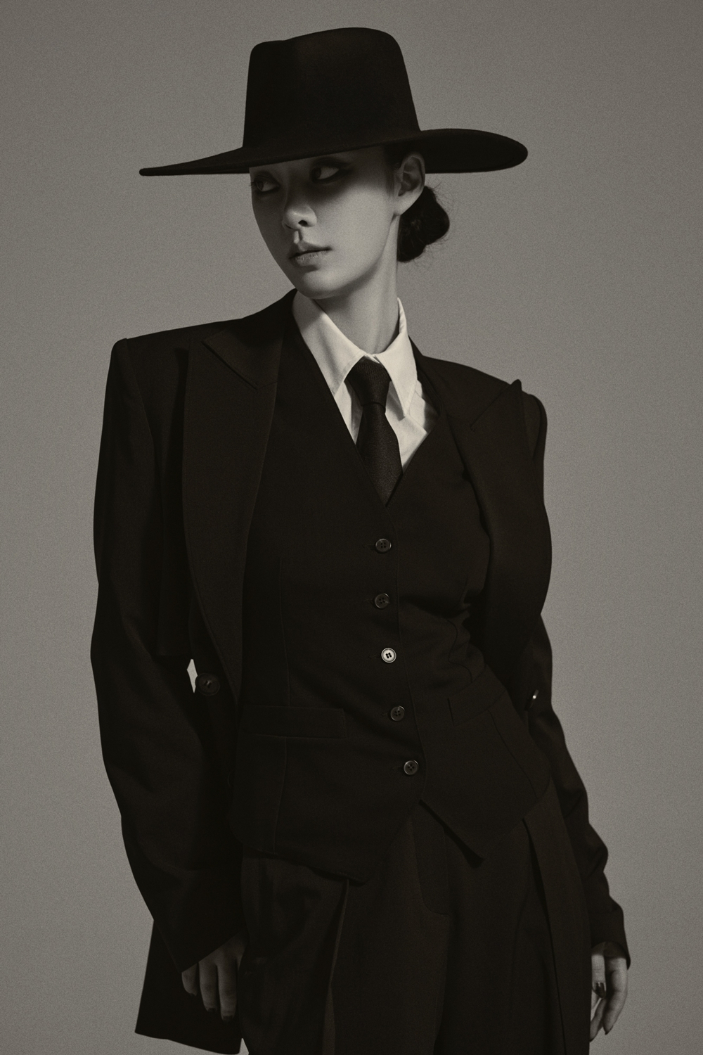 Concept images of Saay‘s 2nd LP “S:inema” (Universal Music Korea)