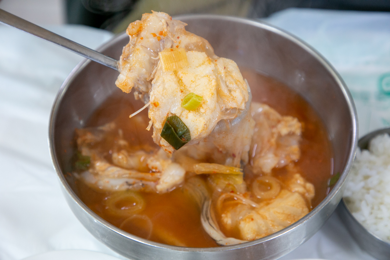 울진 곰치국