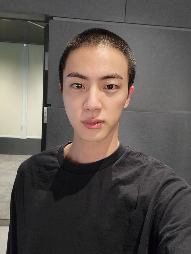 BTS 진 [위버스 제공]