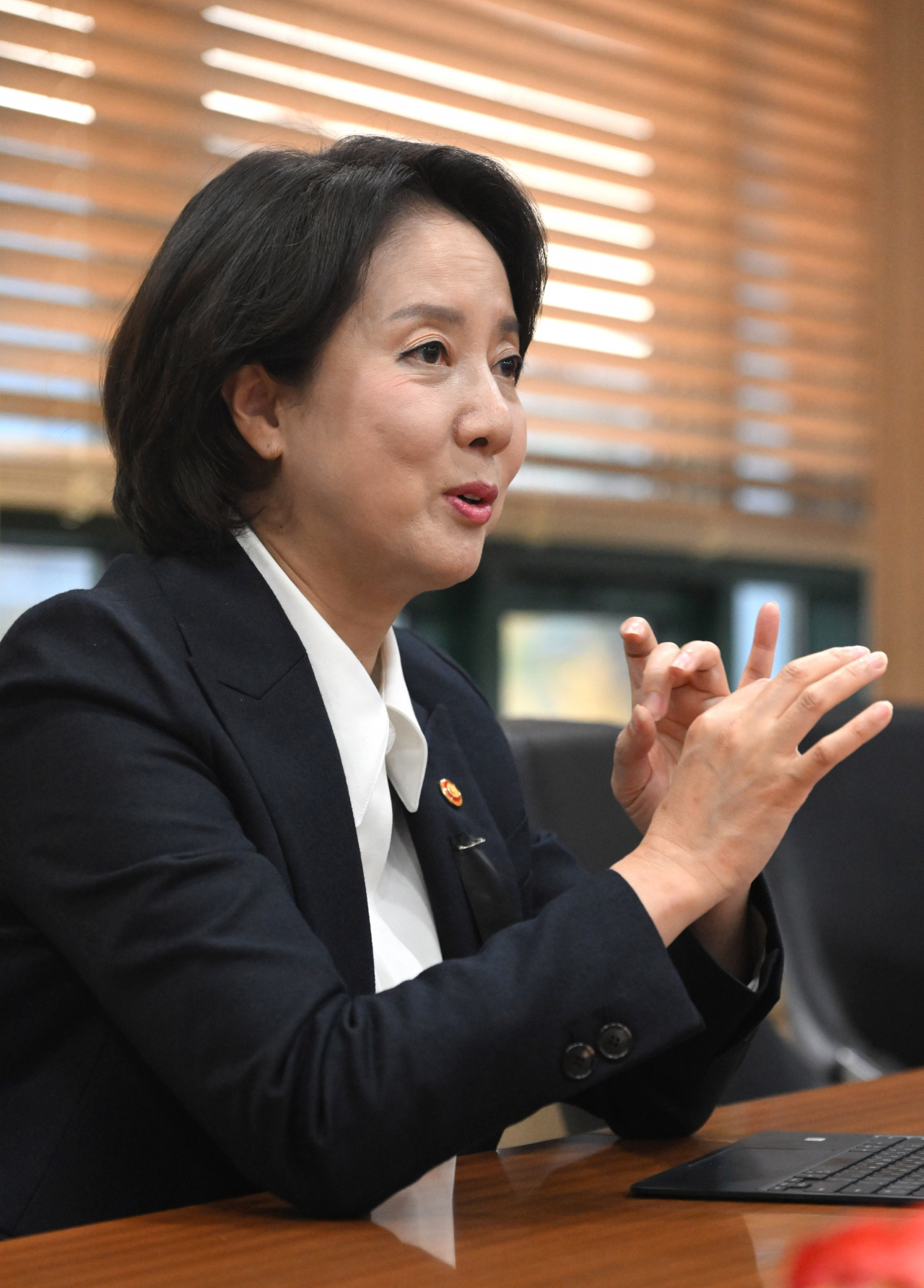 SMEs and Startups Minister Lee Young speaks during a recent interview with The Korea Herald in Seoul. (Im Se-jun/The Korea Herald)