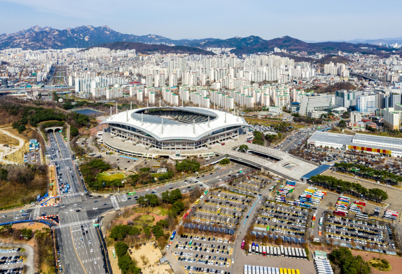 도심형 거점 전기차 충전기가 20기 설치되는 월드컵 공원 주차장 전경. [서울시 제공]