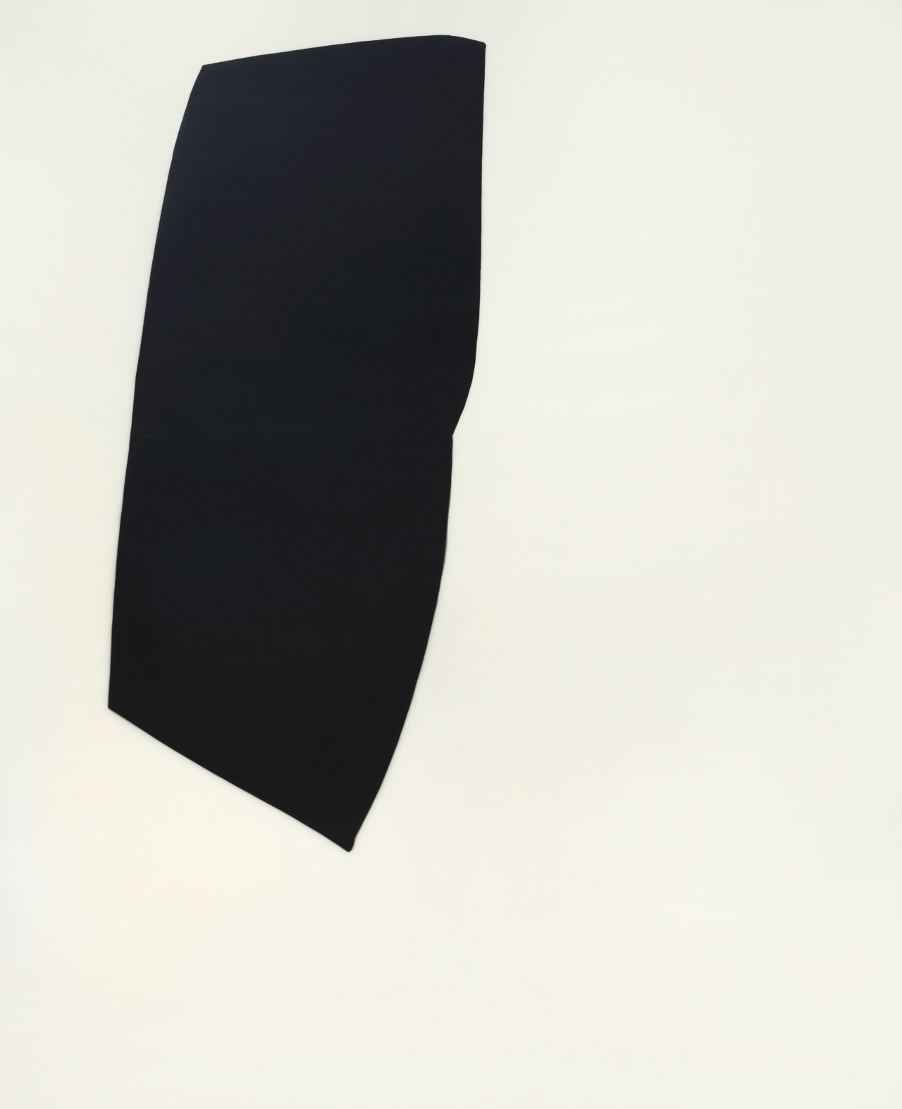 이배, 무제(Untitled), 캔버스에 미디움 아크릴, 숯, 162.2&times;130.3cm(100호), 2003 [헤럴드옥션 제공]