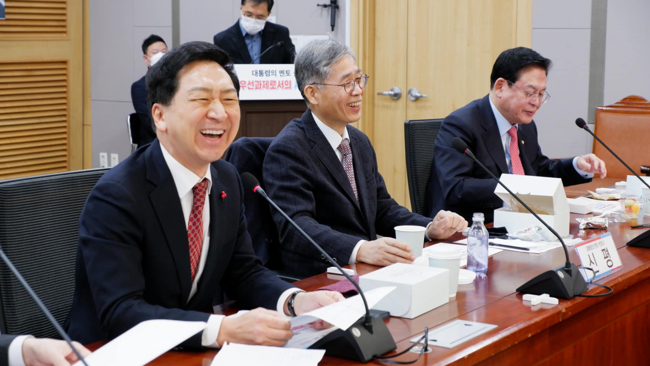 14일 국회 의원회관에서 열린 국민의힘 의원모임 '새로운미래 혁신24'(새미래) 강연에서 김기현 의원이 발언하고 있다. [연합]