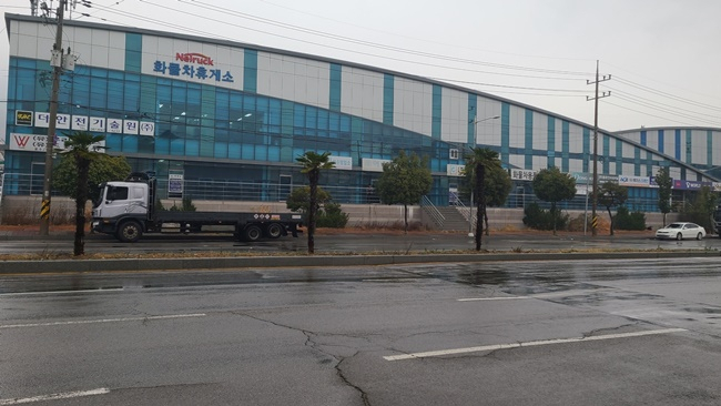 여수시 주삼동 화물자동차 휴게소.