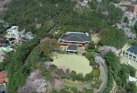 옛 부산시장 관사 전경. JTBC드라마 '재벌집 막내아들' 진양철 회장의 집 '정심재'로 등장했다. [부산시 제공]