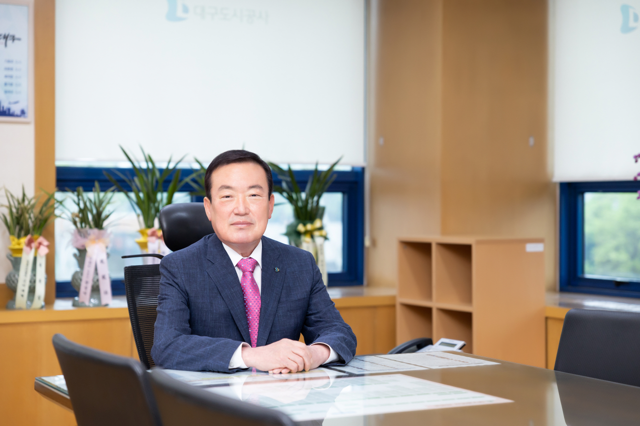 정명섭 대구도시개발공사 사장이 23일 새해 중점 추진 사업 등 공사가 앞으로 나아갈 방향 등에 대해 말하고 있다.[대구도시개발공사 제공]