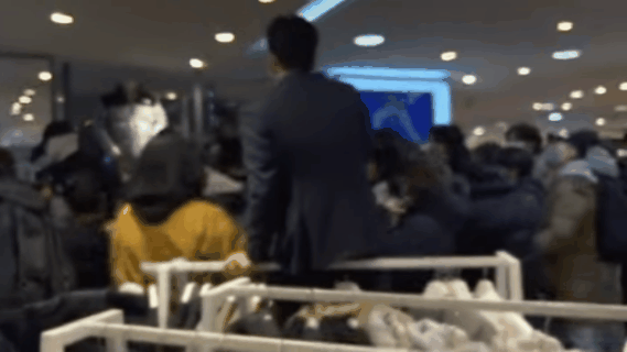 지난 15일 서울 소공동 롯데백화점 본점 롯데백화점의 노스페이스 매장 모습 [출처 유튜브 채널 'OFAD 오파드 하이엔드패션']