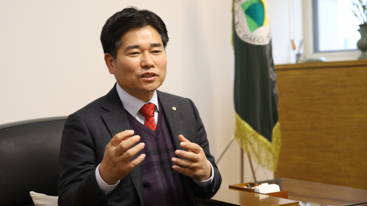 박순진 대구대 총장이 26일 향후 대학이 나아갈 방향 등에 대해 이야기하고 있다.[대구대 제공]