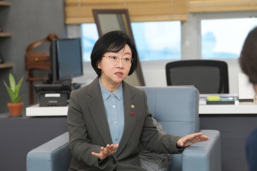 Korea should treat drug abuse epidemic as it did COVID-19: minister