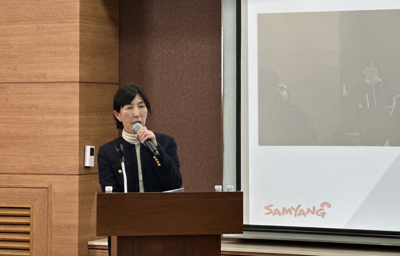 김정수 삼양식품 부회장이 28일 경영 컨퍼런스에서 발언하고 있다.[삼양식품 제공]
