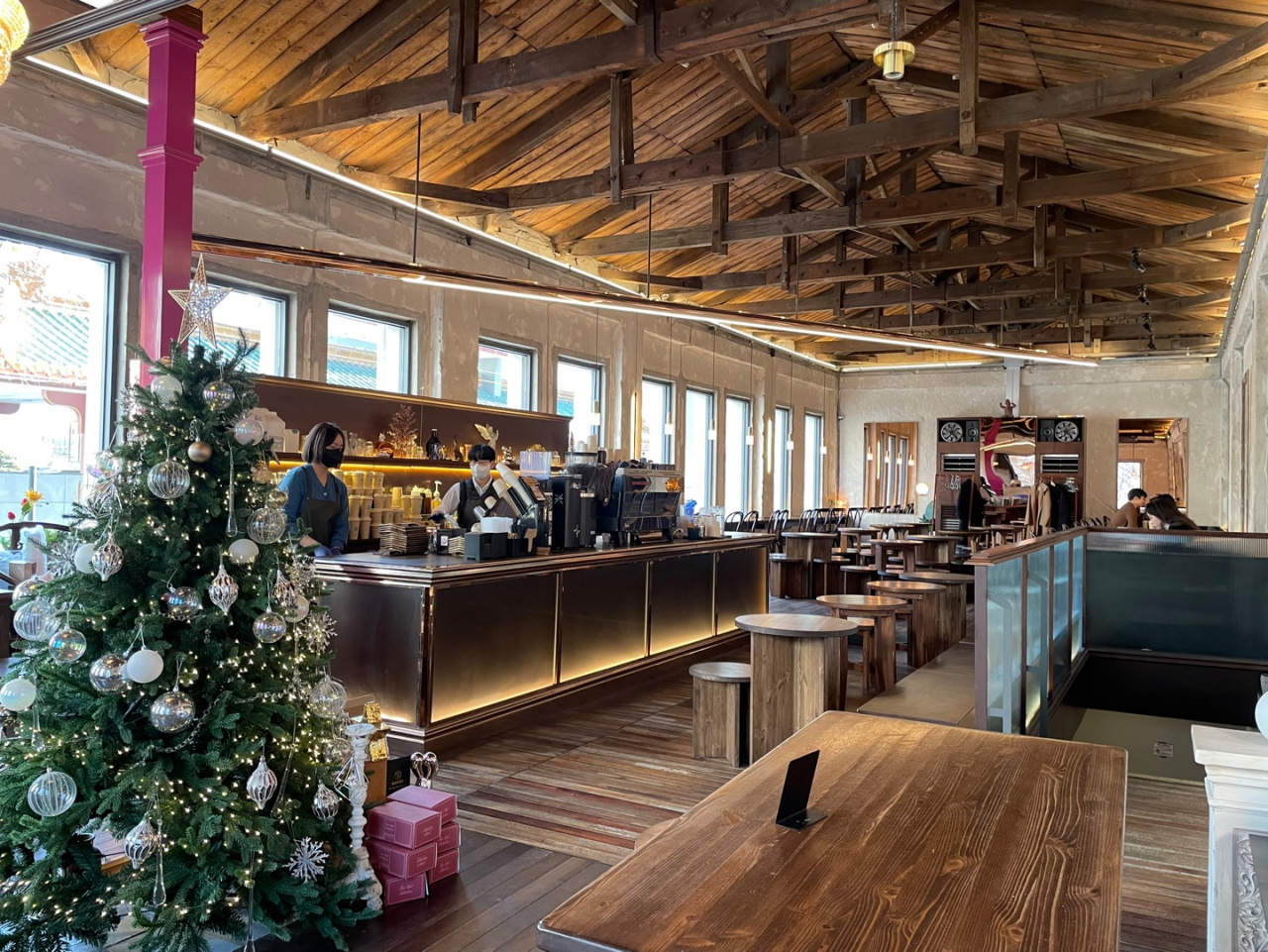 Dessert cafe The Spot Fabulous (Park Ga-young/The Korea Herald)