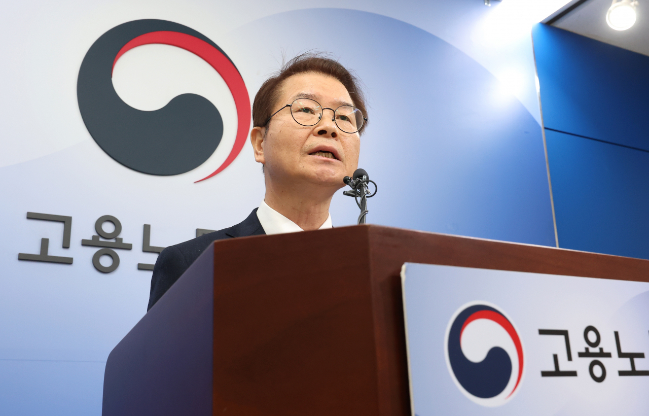 이정식 고용노동부 장관. [연합]