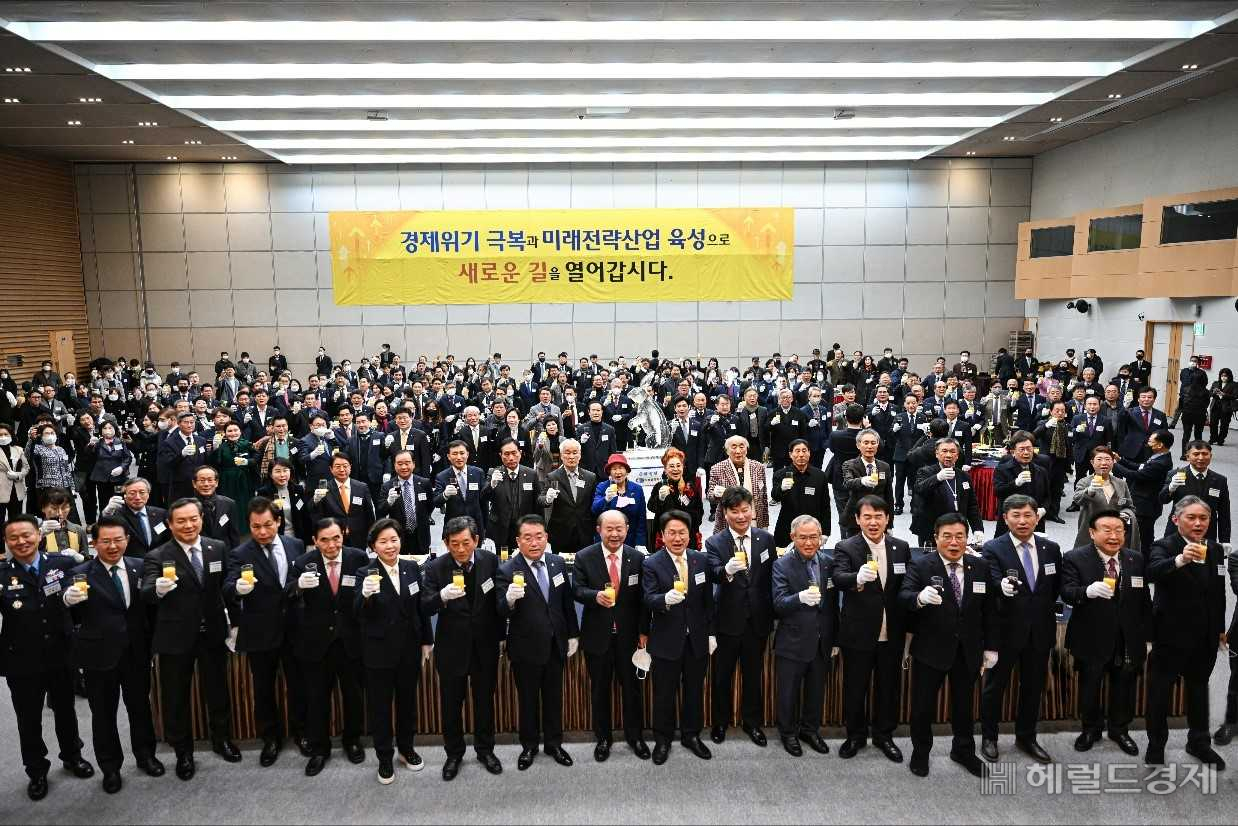 강기정 광주시장이 3일 오전 서구 김대중컨벤션센터에서 열린 '광주상공회의소 신년 인사회'에 참석했다.