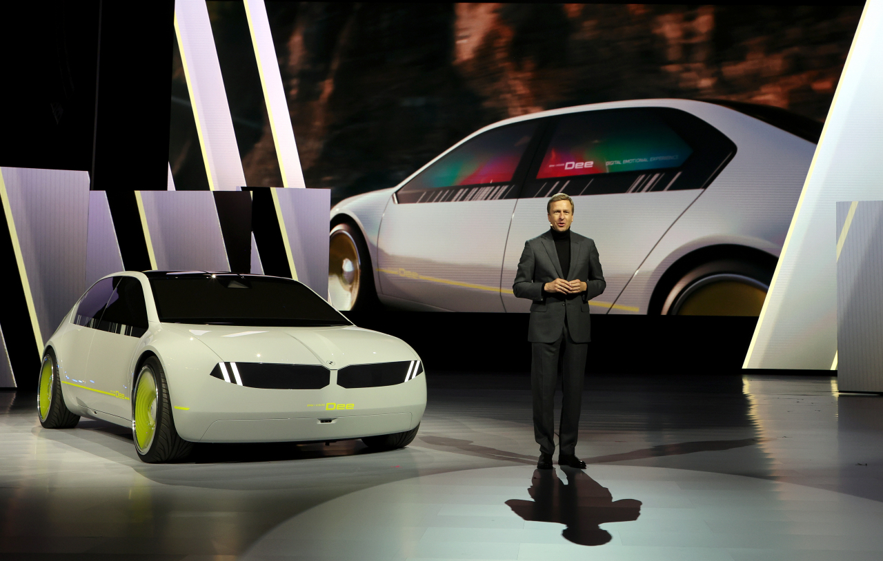 'BMW 전기 스포츠 세단' BMW 차세대 전기차 플랫폼을 탑재한 'i Vision Dee' [게티이미지]