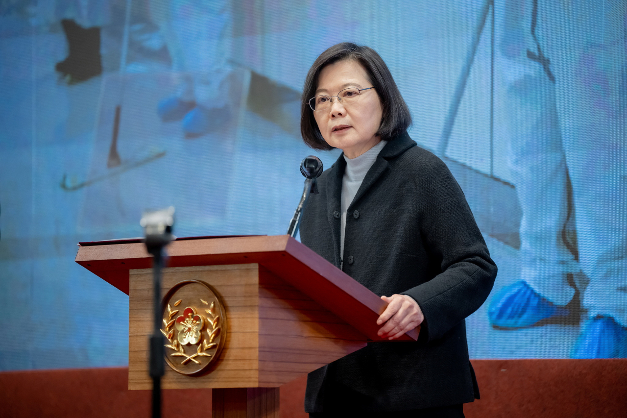 차이잉원 대만 총통이 1일 수도 타이페이에서 신년사를 발표하고 있다. [로이터]