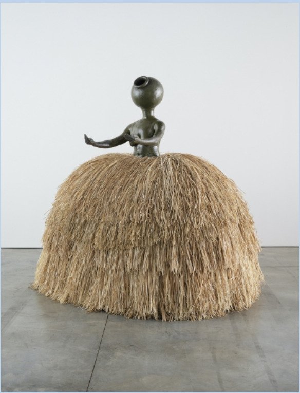 Simone Leigh, Cupboard IX, 2019, stoneware, still, raffia, 198.1x152.4x203.2cm ⓒSimone Leigh [ICA Boston]