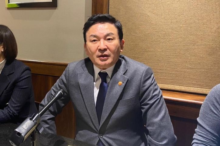 원희룡 국토교통부 장관이 6일(현지시간) 워싱턴DC에서 특파원 간담회를 열고 현안에 대해 발언하고 있다. [연합]