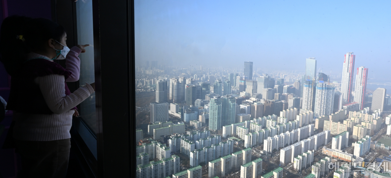 여의도 일대 뒤덮은 미세먼지.