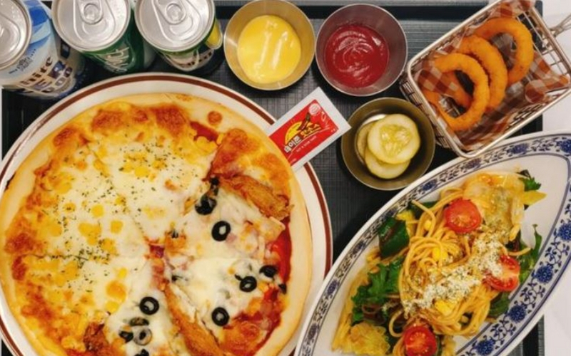 “피자·파스타 만찬, 이게 고작 4천원” 판교 맛집 된 카카오 - 헤럴드경제 “피자·파스타 만찬, 이게 고작 4천원” 판교 맛집 된 카카오