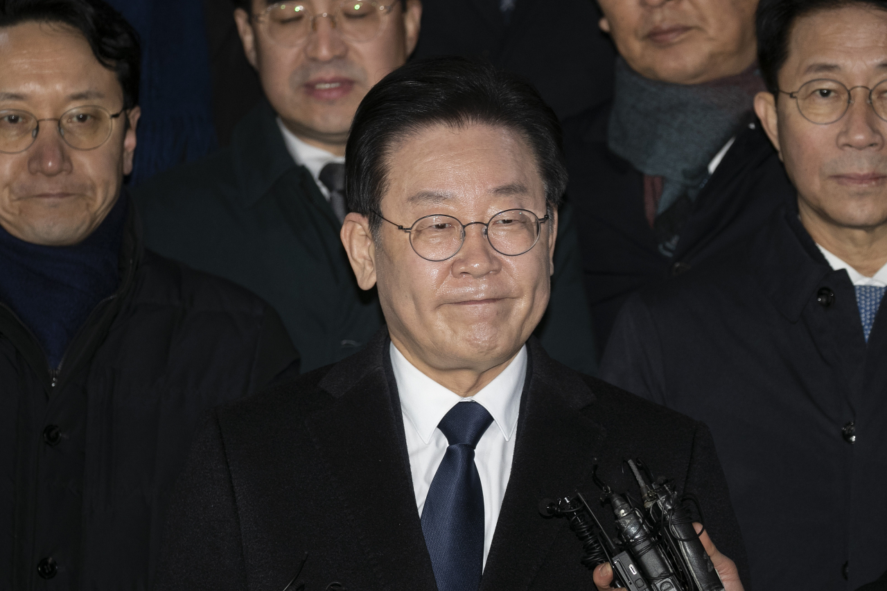 10일 검찰 조사를 받고 나온 이재명 더불어민주당 대표 모습. [연합]