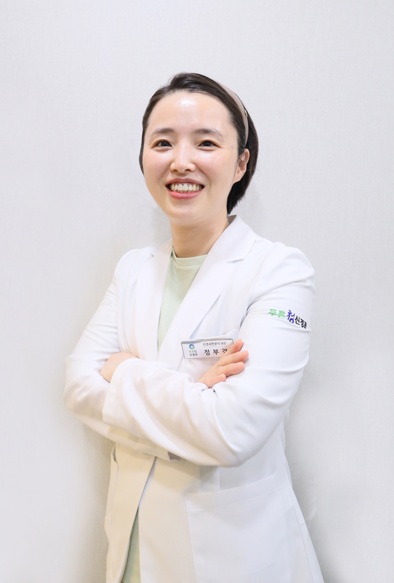 정부경 대구 푸른청신경과의원 원장은 "경추성 두통은 피로가 누적되고 근력이 떨어지면 언제라도 재발할 가능성이 높은 만큼 치료 후에도 주기적인 운동과 충분한 수면, 바른 자세 등을 유지하려는 노력이 필요하다"고 조언한다.