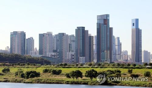 “택배기사, 돈 내고 승강기 타라”던 아파트…‘갑질’ 오명쓸까 입주민 화들짝