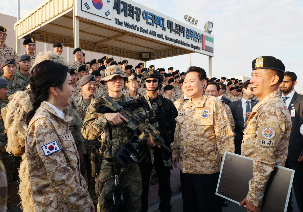 샤일라에 군복까지…UAE 빛낸 김건희 여사의 '외교내조'