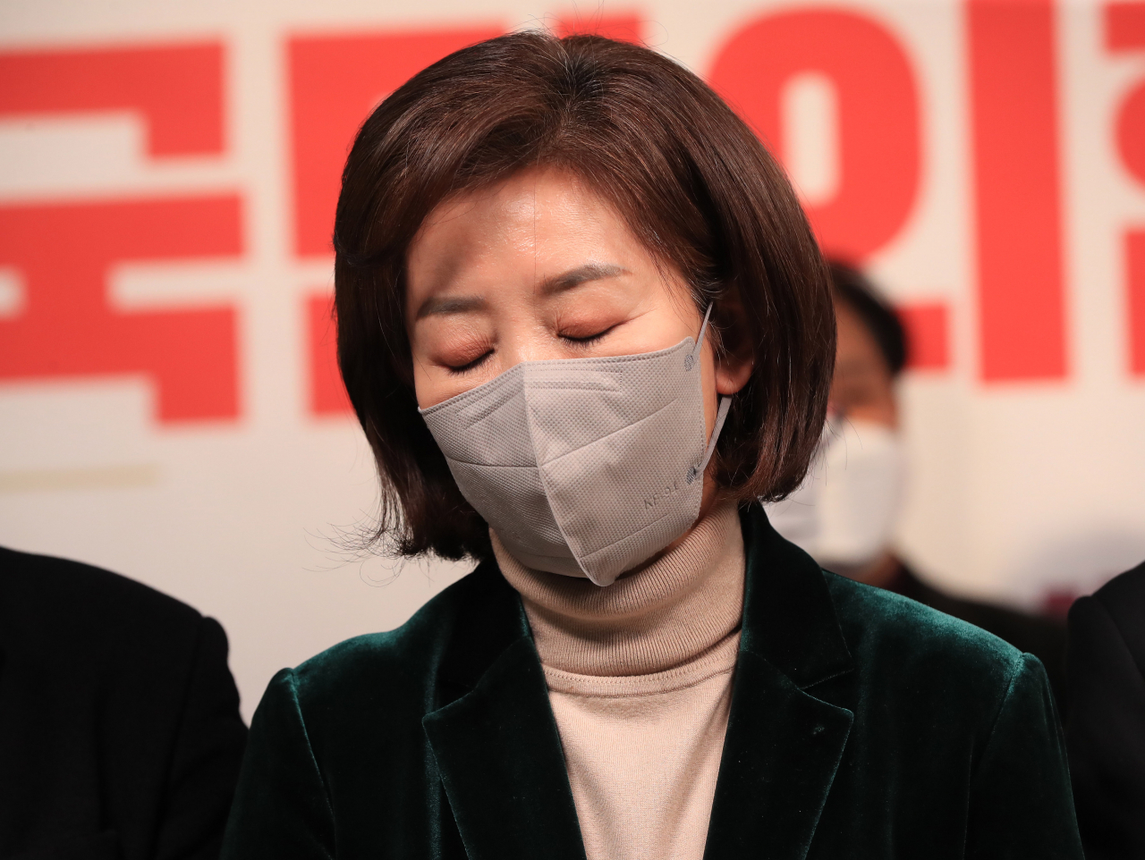 전당대회 출마 여부를 고심중인 국민의힘 나경원 전 의원이 11일 오후 서울 여의도 국민의힘 중앙당사에서 열린 국민의힘 서울시당 신년인사회에 참석해 있다. [연합]