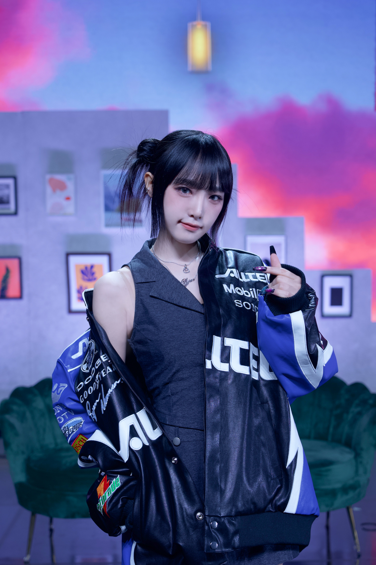 Choi Yena holds a media showcase event for her first single "Love War" at Blue Square, Seoul, Monday. (Yuehua Entertainment)