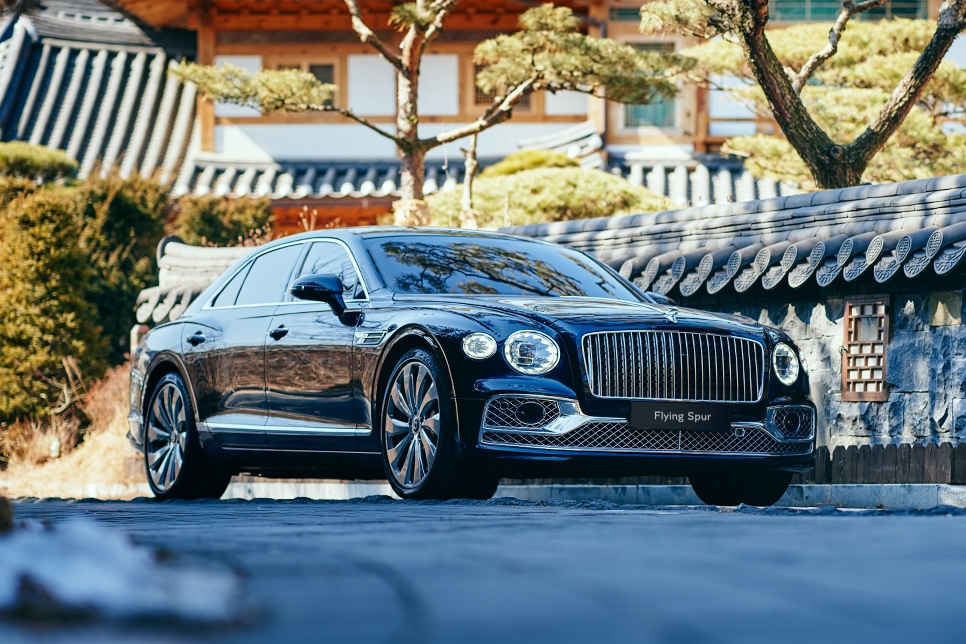 Bentley Flying Spur (Bentley Motors Korea)