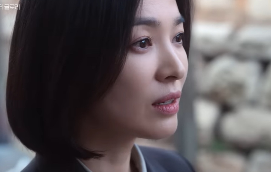 넷플릭스 한국 오리지널 콘텐츠 더 글로리의 한 장면. [넷플릭스 공식 유튜브 캡처]