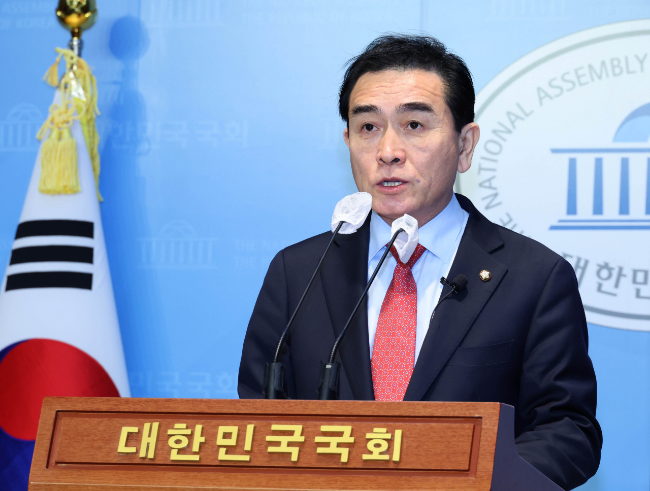 태영호 국민의힘 의원이 19일 국회 소통관에서 3·8 전당대회 최고위원 출마 기자회견을 하고 있다. [연합]