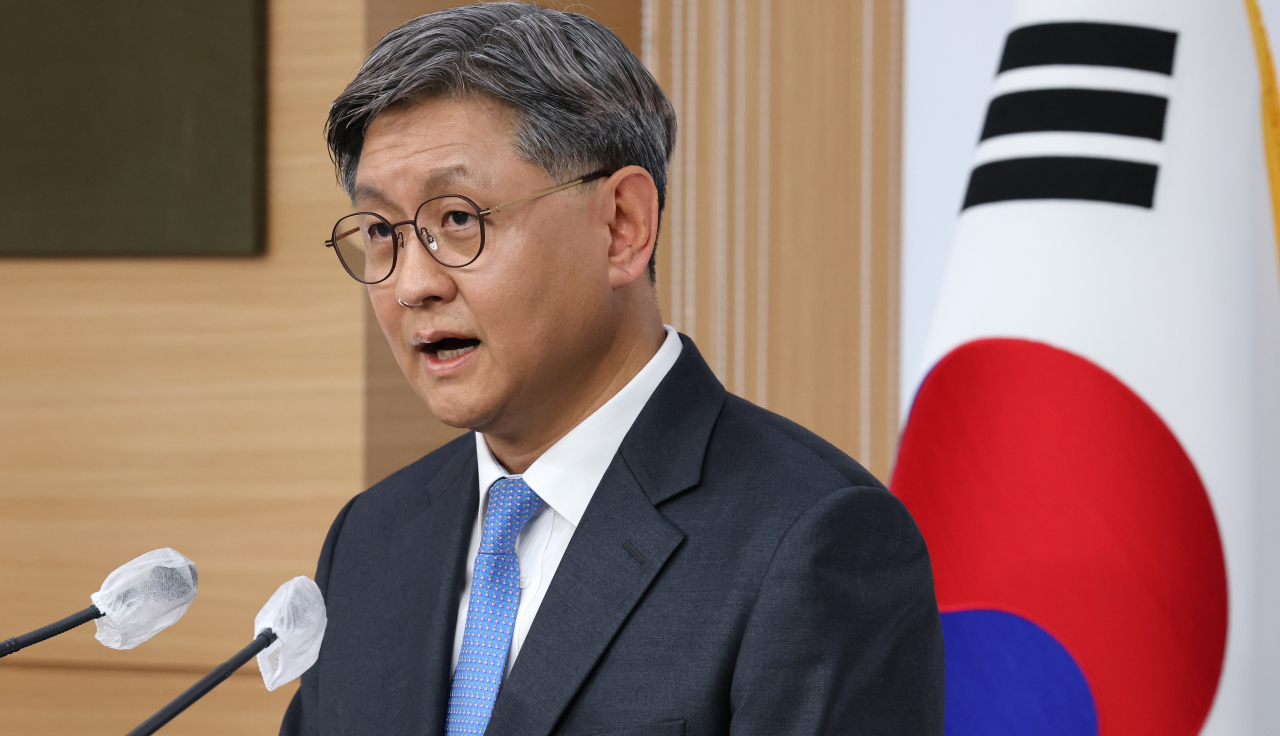 임수석 외교부 대변인이 지난 19일 외교부 브리핑실에서 열린 정례브리핑에서 기자의 질문에 주한이란대사 초치와 관련한 답변을 하고 있다. [연합]