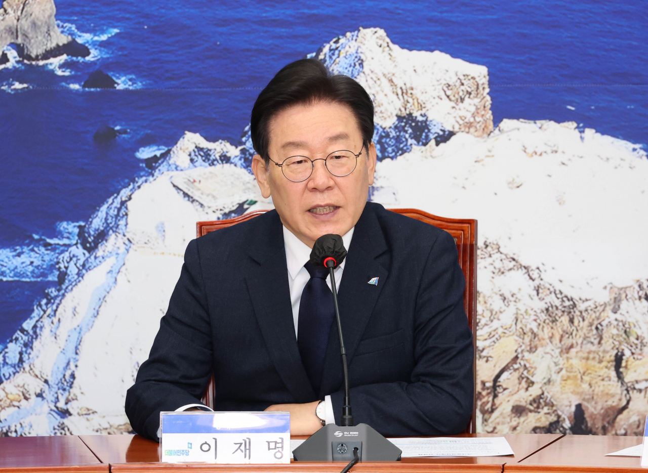 이재명 더불어민주당 이재명 대표가 26일 국회에서 열린 국가폭력피해자 간담회에서 발언하고 있다. [연합]