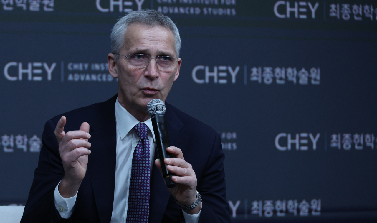 옌스 스톨텐베르그 북대서양조약기구(NATO·나토) 사무총장이 30일 강남구 최종현 학술원에서 강연하고 있다. 연합뉴스