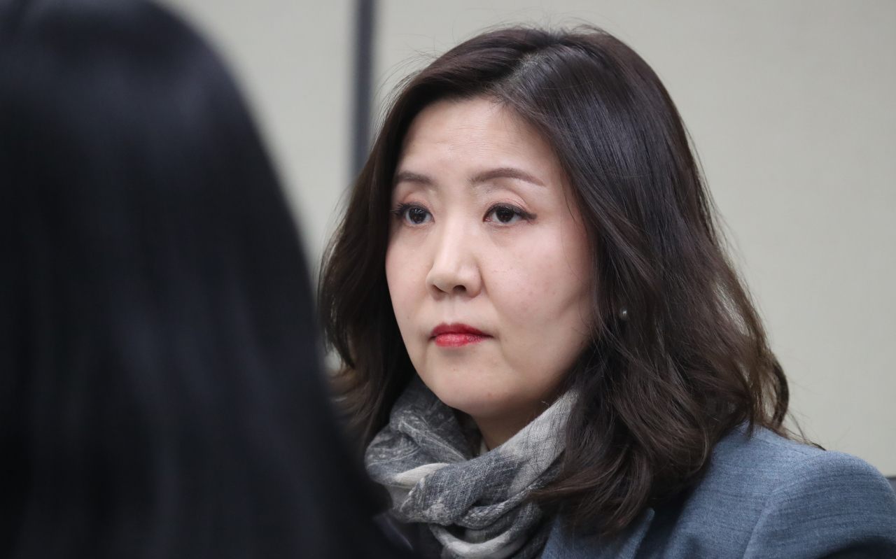 서민정 외교부 아시아태평양국장이 30일 오후 정부서울청사에서 후나코시 다케히로(船越健裕) 일본 외무성 아시아대양주국장과 일제 강제징용 배상 관련 한일 국장급 협의 후 백브리핑을 하고 있다. [연합]